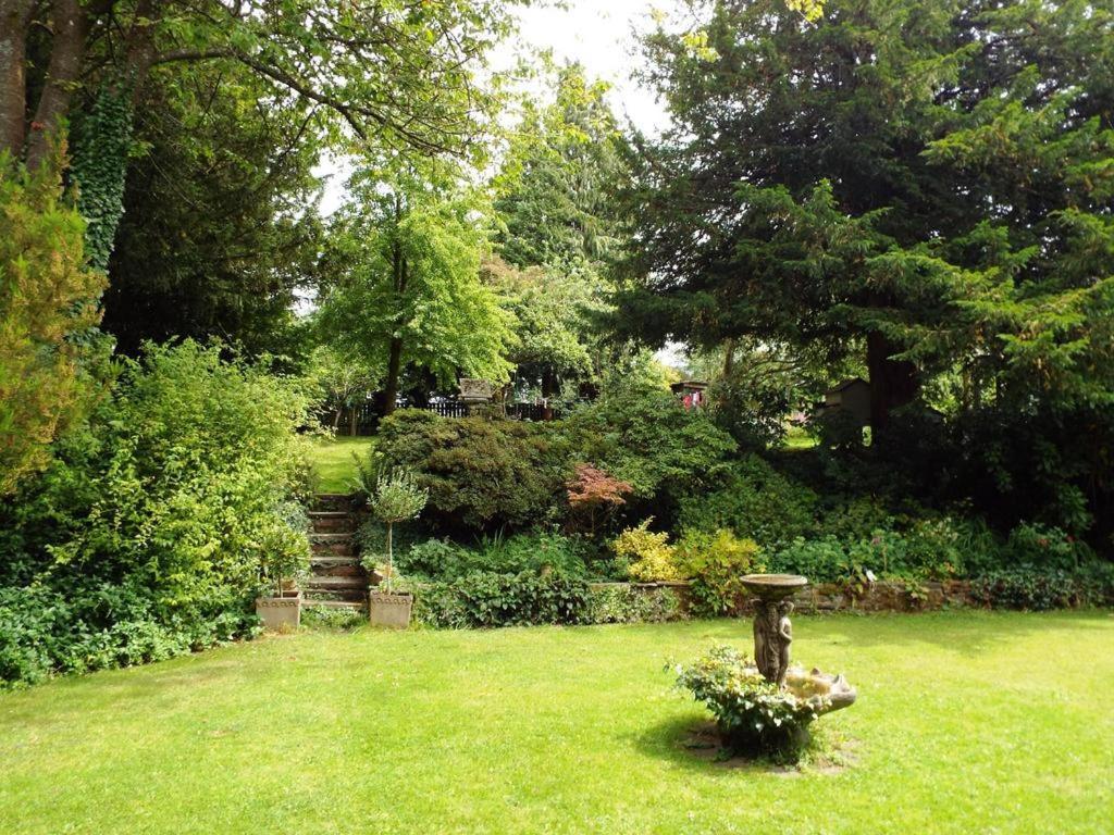 Old Vicarage B&B Coleford  Exterior photo